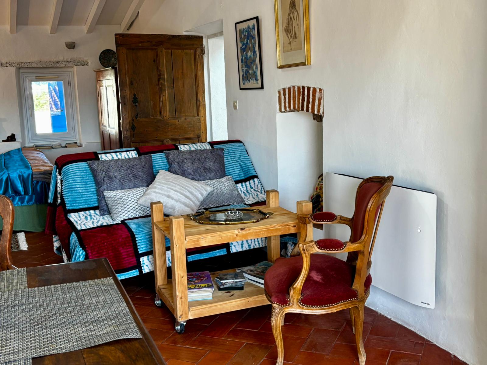 Gite Insolite Pyrénées-Orientales 66 Loft Terrasse entre Mer et Montagne vue Canigou