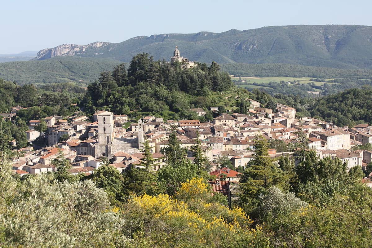 Gite Insolite Alpes-de-Haute-Provence 04